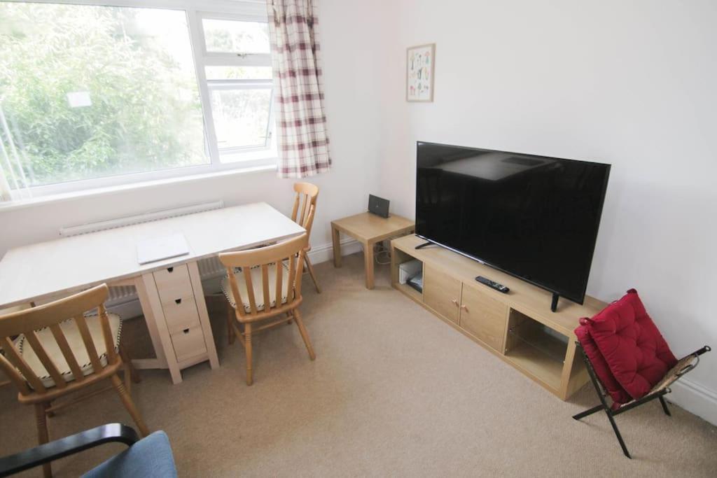 Secluded Central 2 Bed Flat Stratford-upon-Avon Luaran gambar