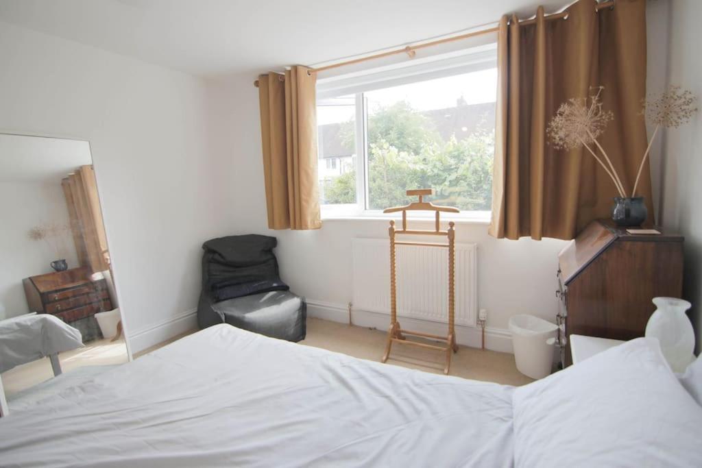 Secluded Central 2 Bed Flat Stratford-upon-Avon Luaran gambar
